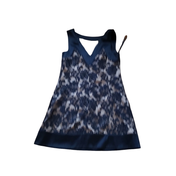 Bebe Short Sleeve Black Lace Dress. - Picture 3 of 4